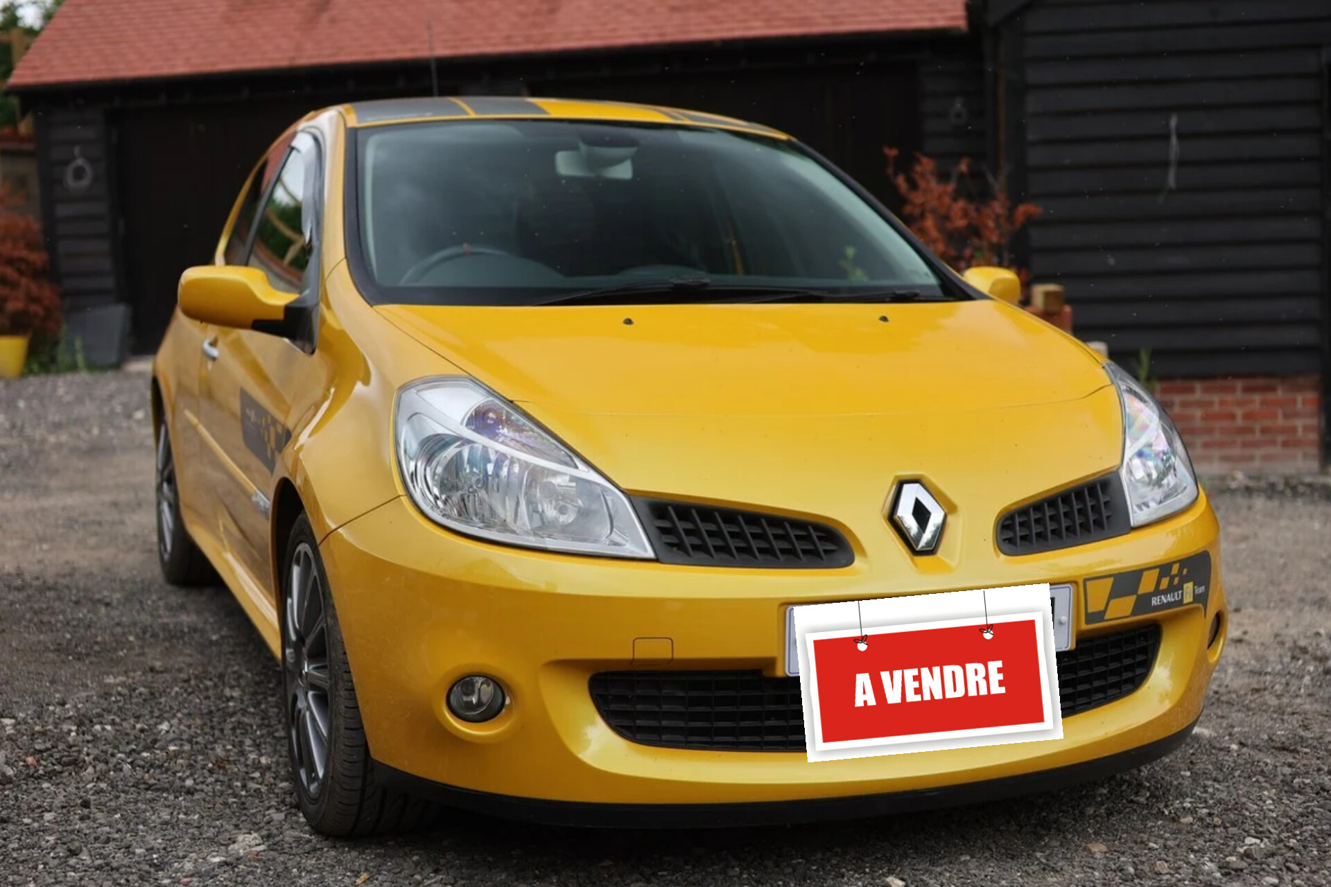 Photo 2 de Renault Clio RenaultSport 197 F1 R27 de 2007