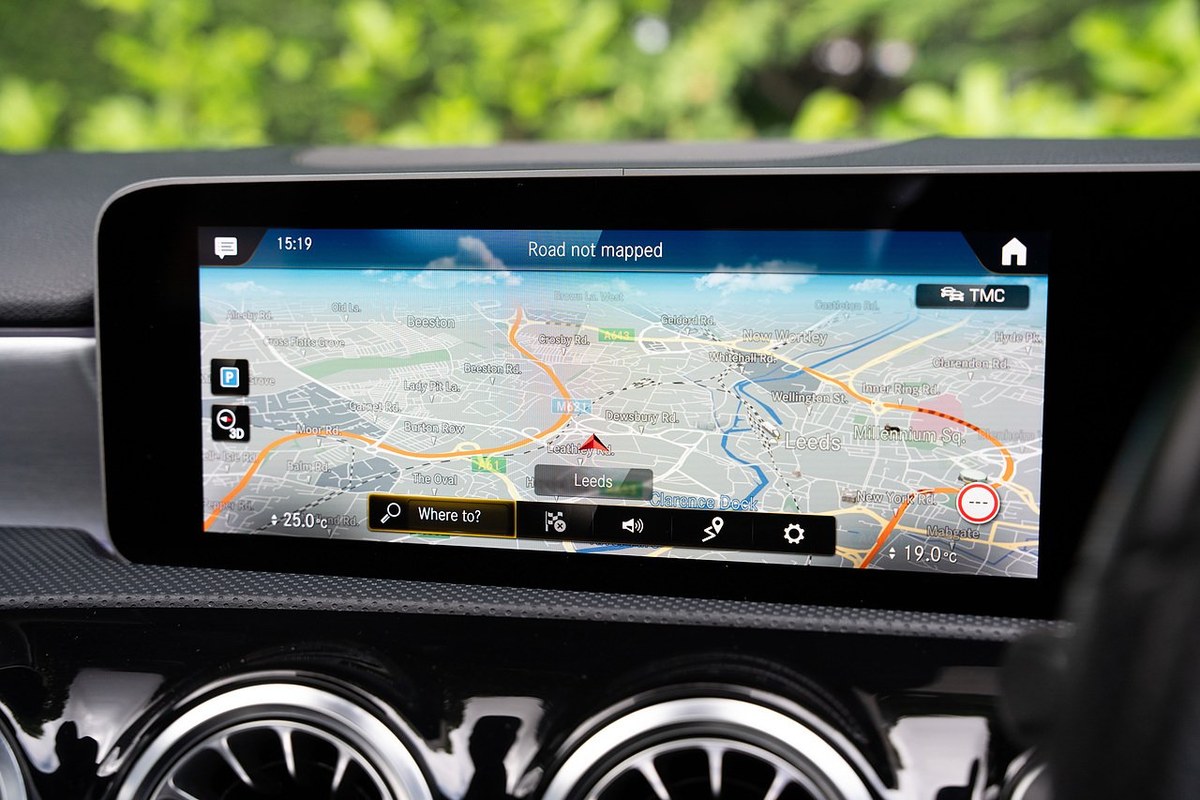 Photo 5 de Mercedes-Benz Classe A 200 AMG Line Premium Plus – 2019