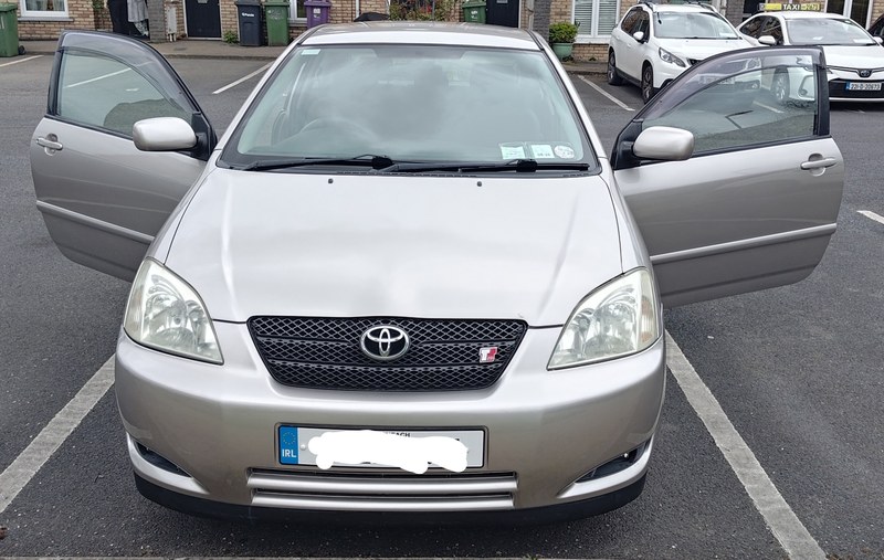 Photo 5 de Toyota Corolla T Sport – 2001