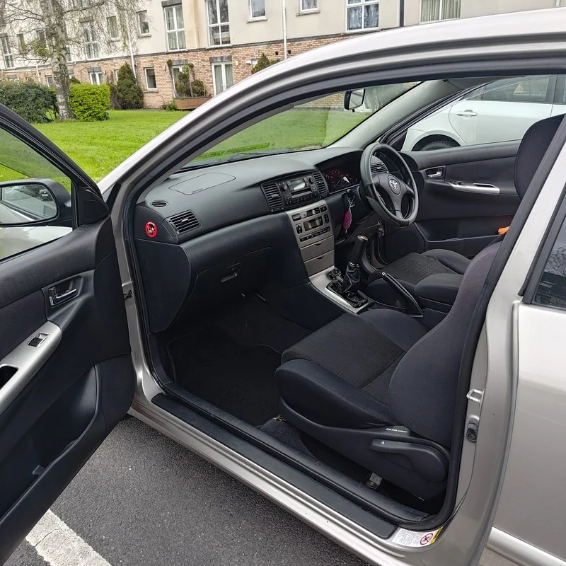 Photo 8 de Toyota Corolla T Sport – 2001