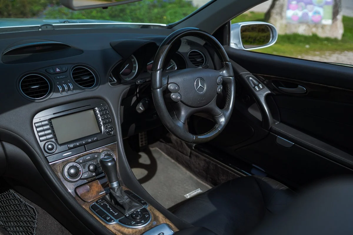 Photo 4 de **Mercedes-Benz SL 350 R230 – 2006**