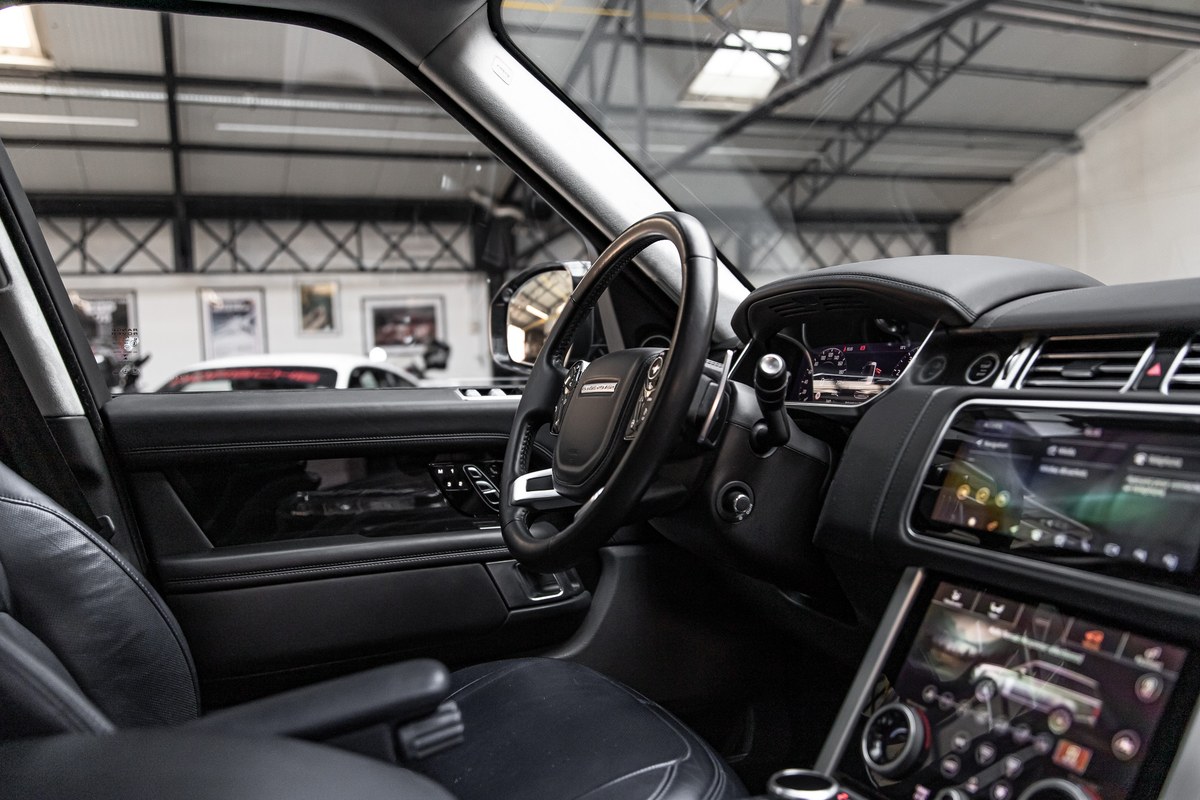 Photo 7 de  Land Rover Range Rover Autobiography P400 MHEV L405 – 2020
