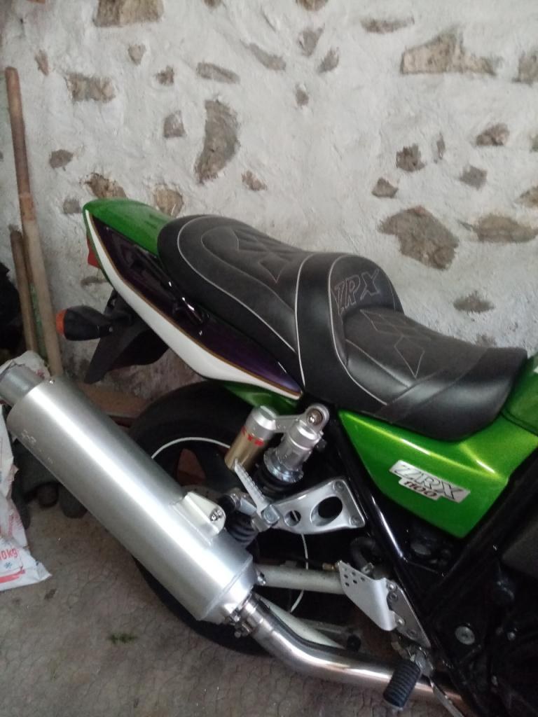 Photo 2 de 🏍️ Kawasaki ZRX 1100 – 2000 – 37 839 km