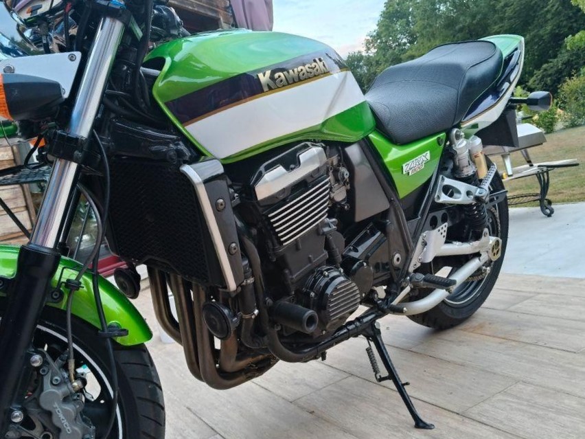 Photo 3 de 🏍️ Kawasaki ZRX 1100 – 2000 – 37 839 km