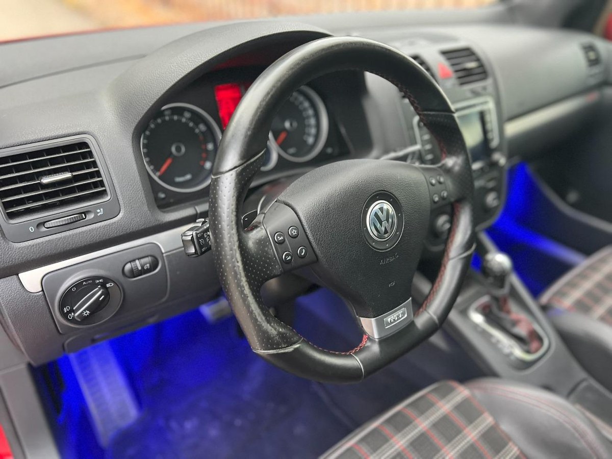 Photo 9 de Volkswagen Golf V GTI 2.0 TFSI DSG 200 CH – 2008 – 138 500 km – Excellent État – Prête à Rouler