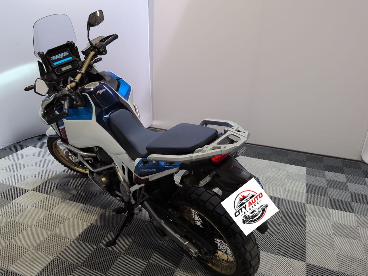 Photo 2 de Honda Africa Twin Adventure Sports 