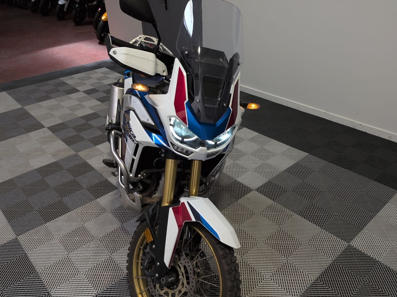 Photo 4 de Honda Africa Twin Adventure Sports 