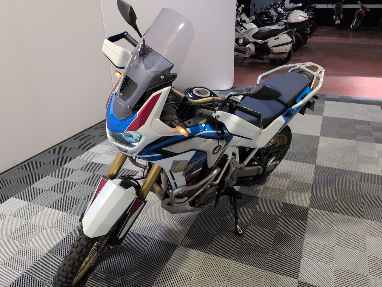 Photo 6 de Honda Africa Twin Adventure Sports 