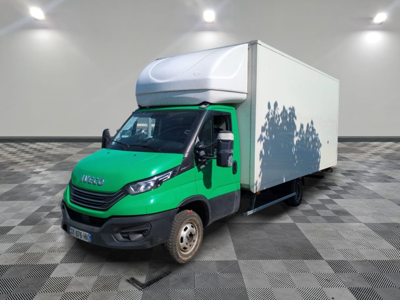 Photo 5 de IVECO DAILY 35C18H HI-MATIC – CAISSE DÉMÉNAGEMENT
