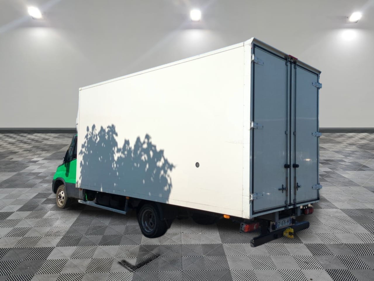 Photo 10 de IVECO DAILY 35C18H HI-MATIC – CAISSE DÉMÉNAGEMENT