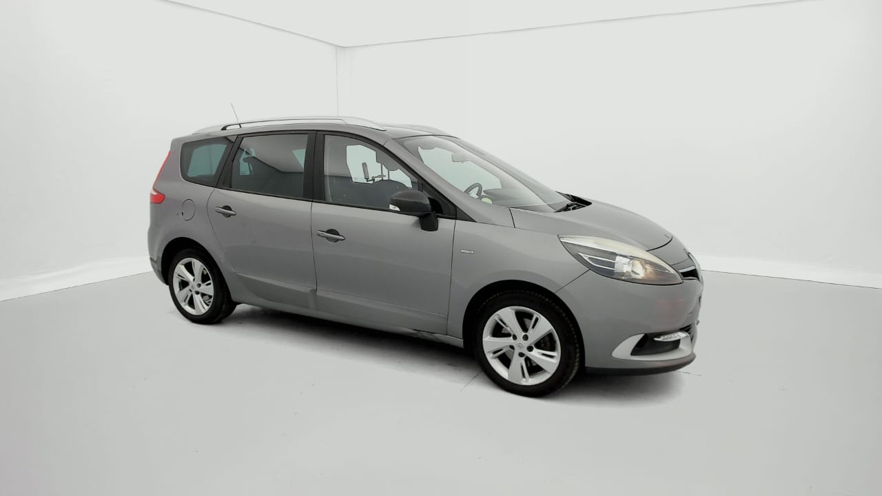 Photo 9 de RENAULT GRAND SCENIC III  GRAND SCÉNIC III DCI 110 FAP ECO2 LIMITED 7 PL