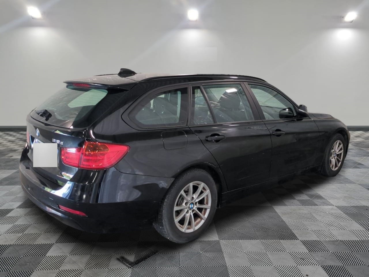 Photo 5 de BMW Série 3 Touring F31 318d 143 ch Business Automatique