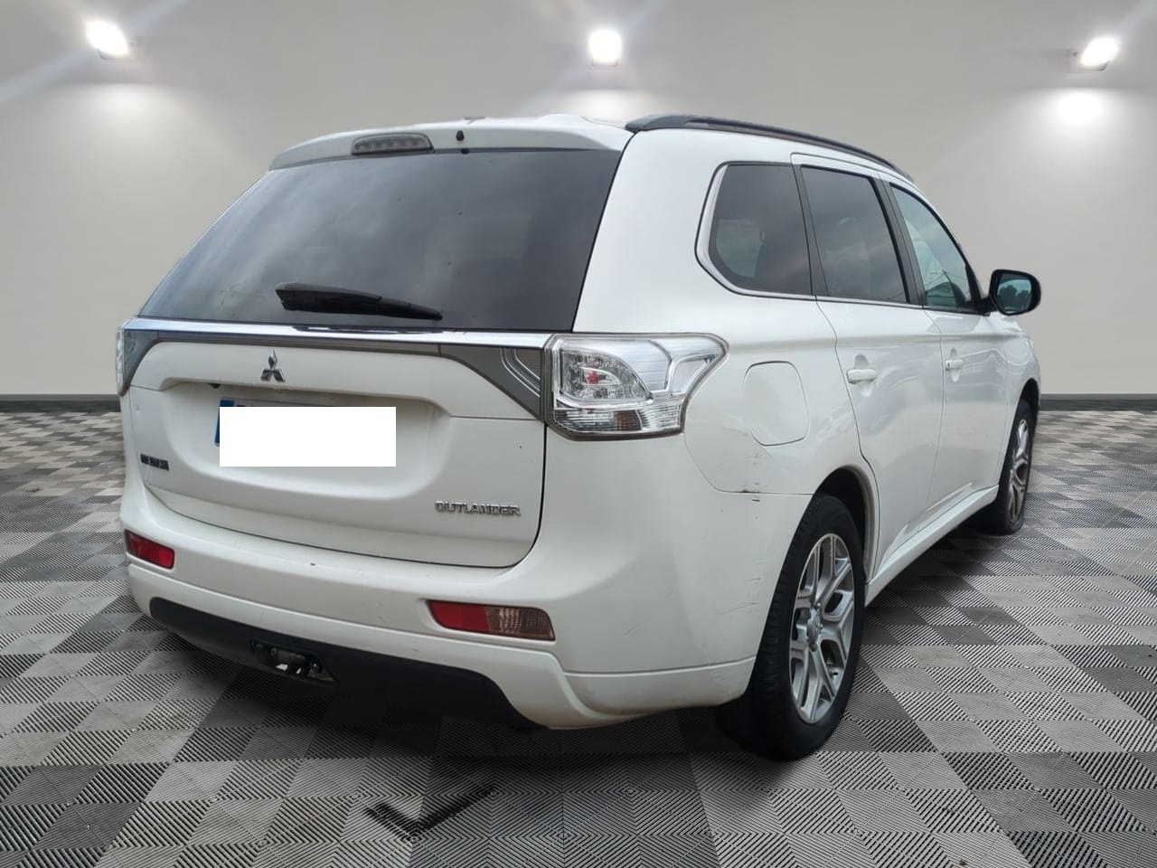 Photo 4 de  Mitsubishi Outlander 2.0 PHEV 4WD Instyle Automatique