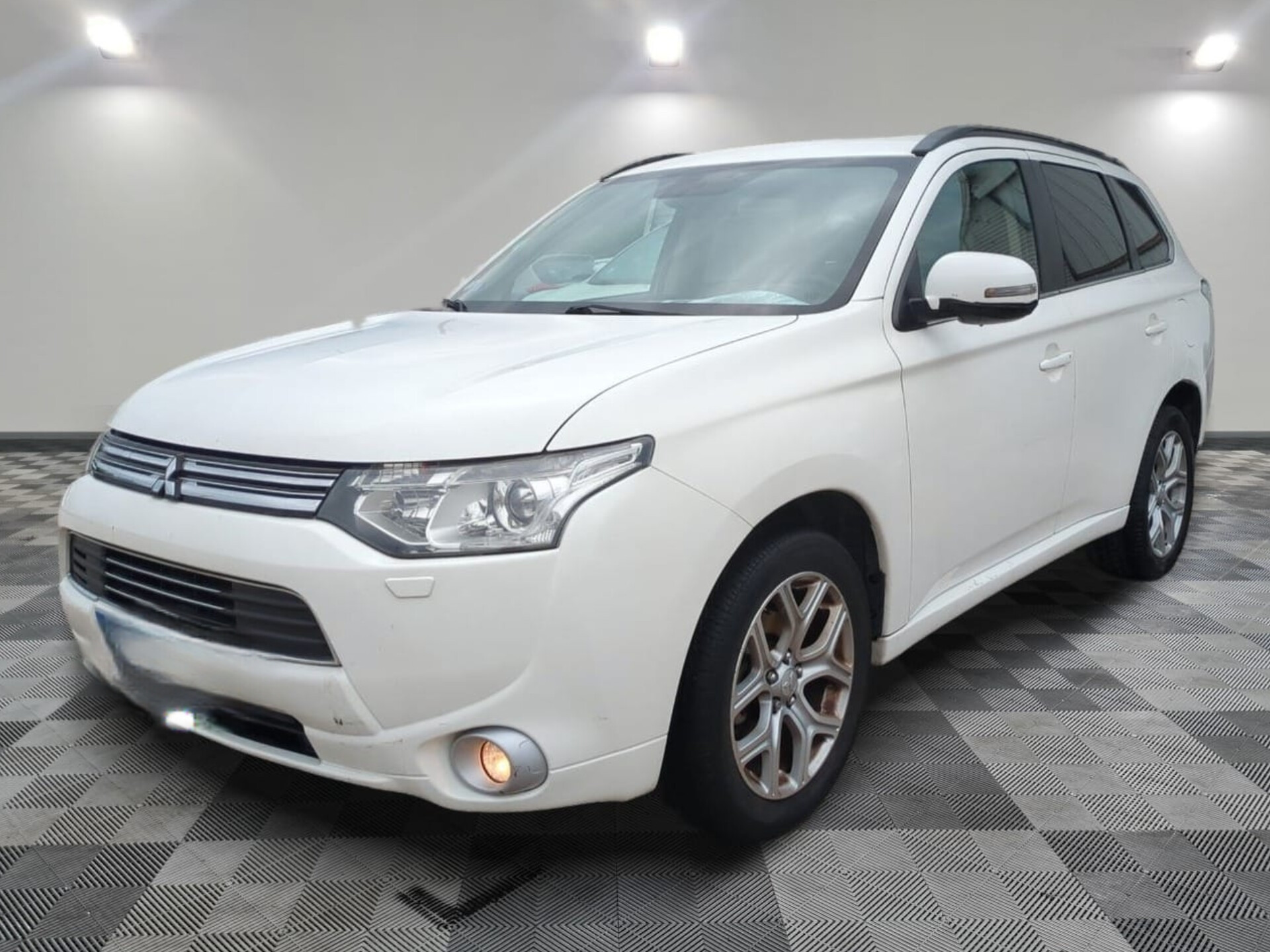 Photo 4 de MITSUBISHI OUTLANDER 2.0i 200 PHEV 4WD INSTYLE 