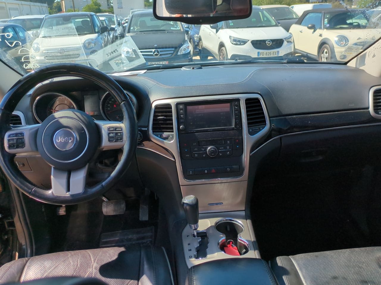 Photo 6 de JEEP GRAND CHEROKEE V6 3.0 CRD 241 CH OVERLAND 