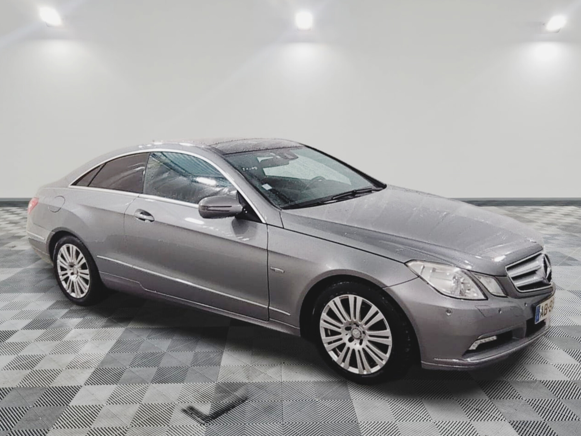 Photo 9 de MERCEDES-BENZ CLASSE E COUPÉ 350 CDI V6 – AUTOMATIQUE
