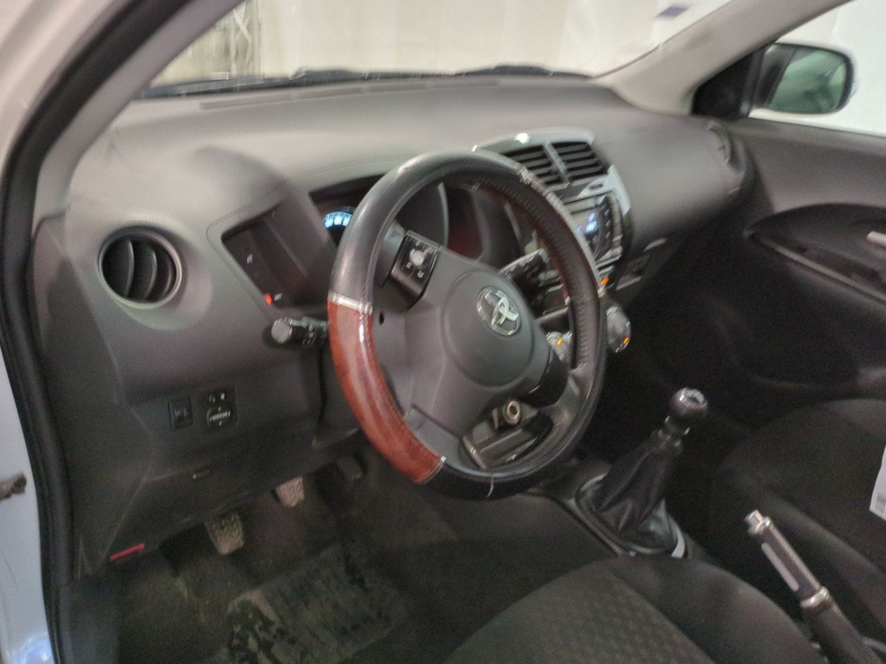 Photo 5 de TOYOTA URBAN CRUISER 1.4 D-4D 90 – AWD LIFE