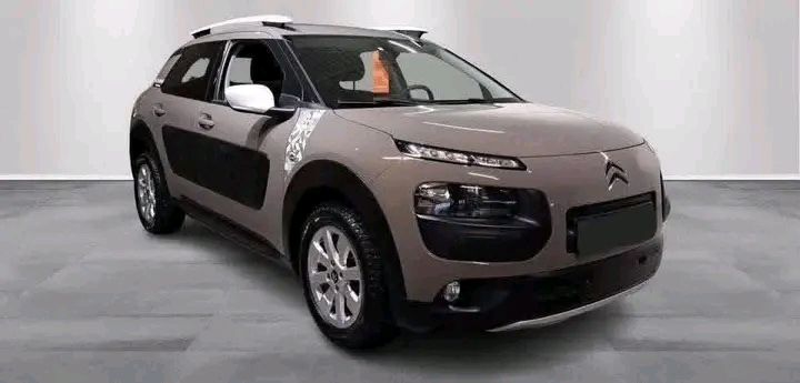 CITROËN C4 CACTUS SHINE 1.2 PURETECH 110 – EAT6