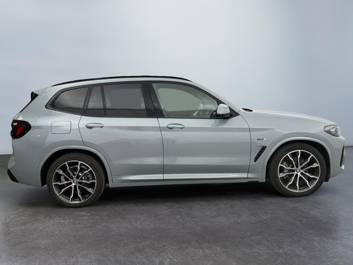 Photo 10 de BMW X3 xDrive30e M SPORT — 292 CH