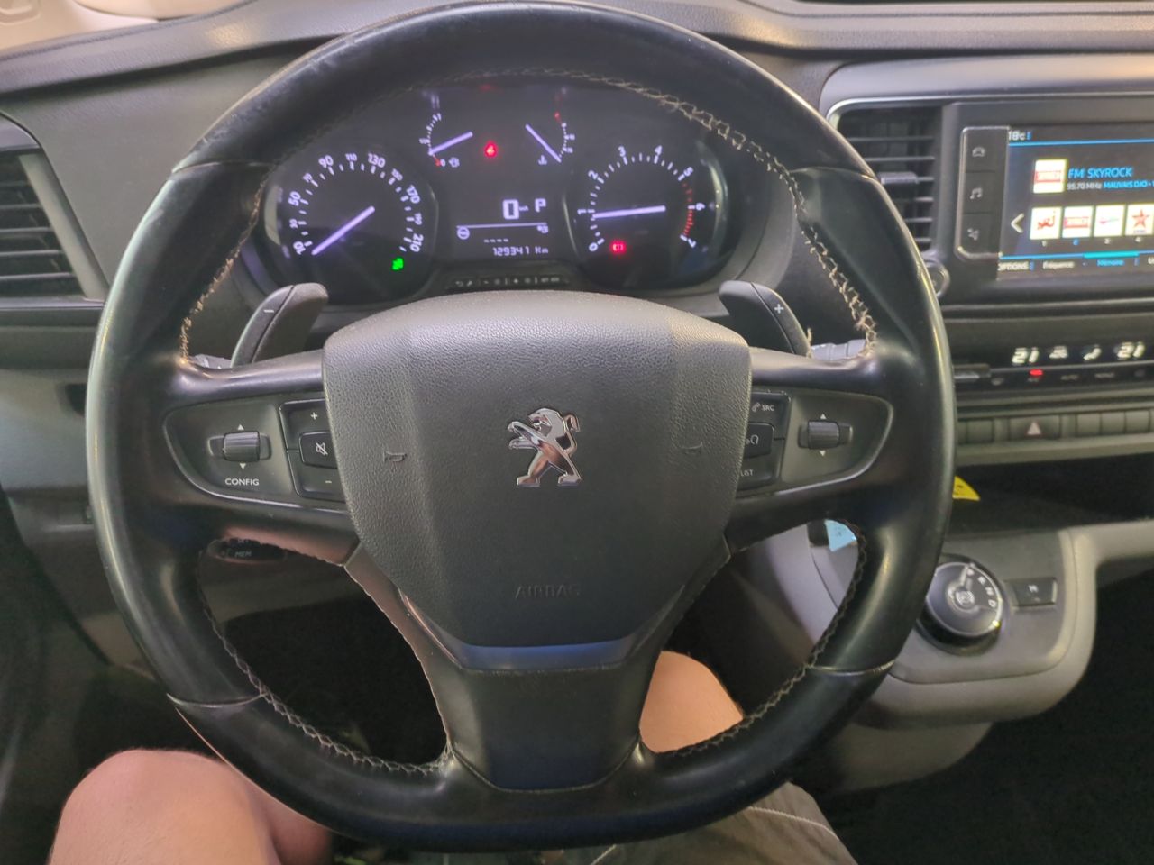 Photo 5 de Peugeot Expert Cabine Approfondie Long BlueHDi 180 EAT8 Asphalt