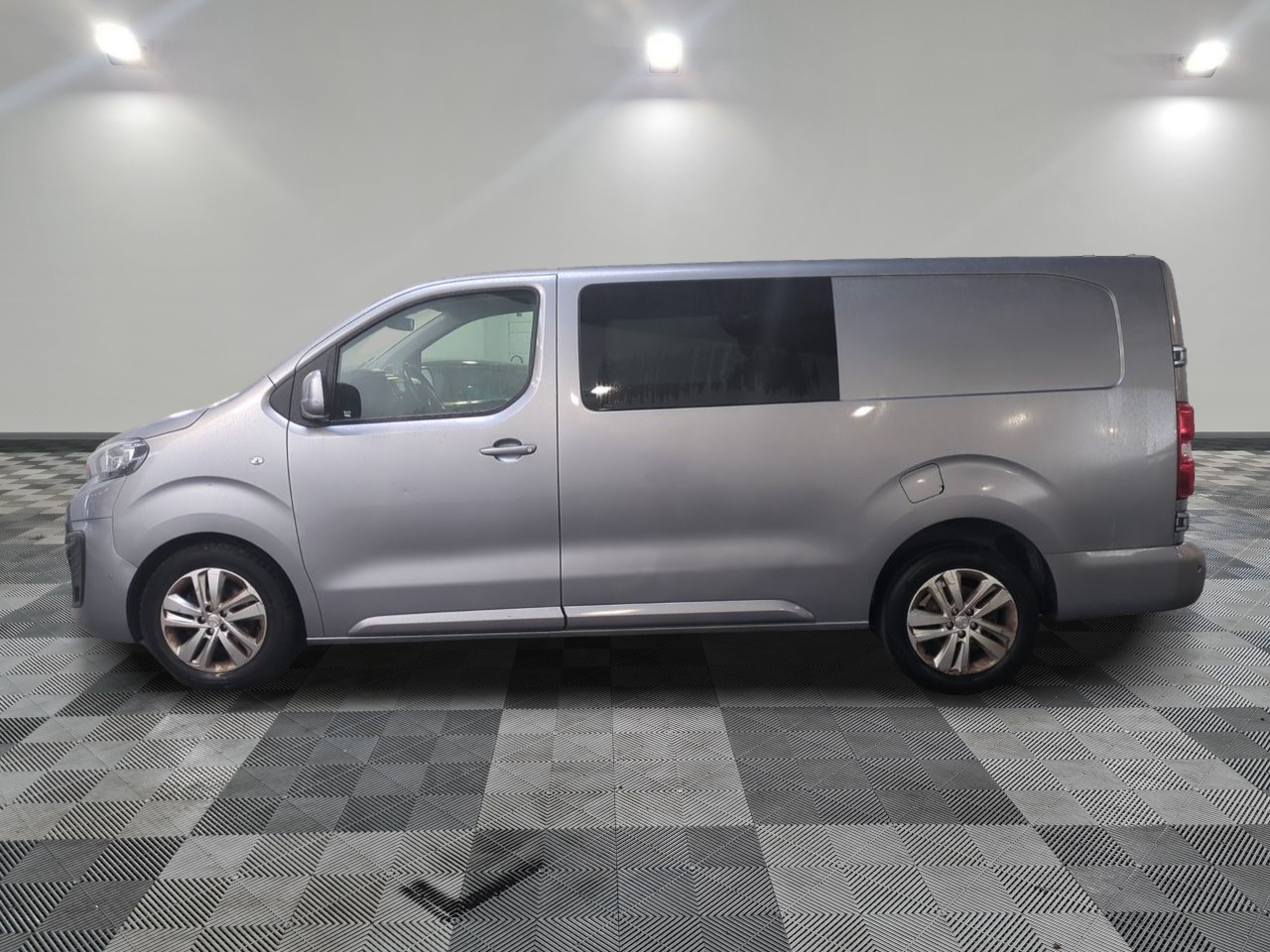 Photo 4 de Peugeot Expert Cabine Approfondie Long BlueHDi 180 EAT8 Asphalt