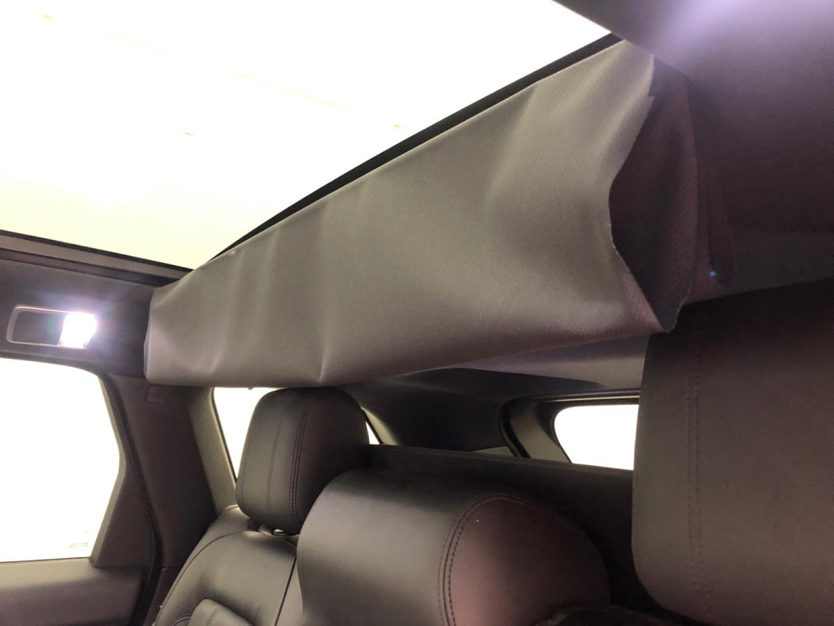 Photo 6 de LAND ROVER RANGE ROVER SPORT P400e PHEV HSE DYNAMIC STEALTH EDITION