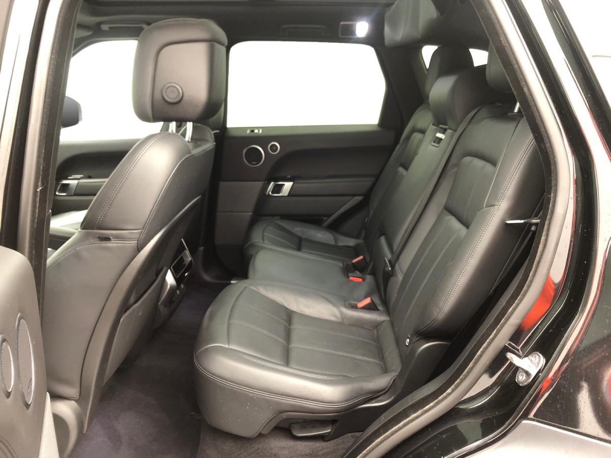 Photo 10 de LAND ROVER RANGE ROVER SPORT P400e PHEV HSE DYNAMIC STEALTH EDITION