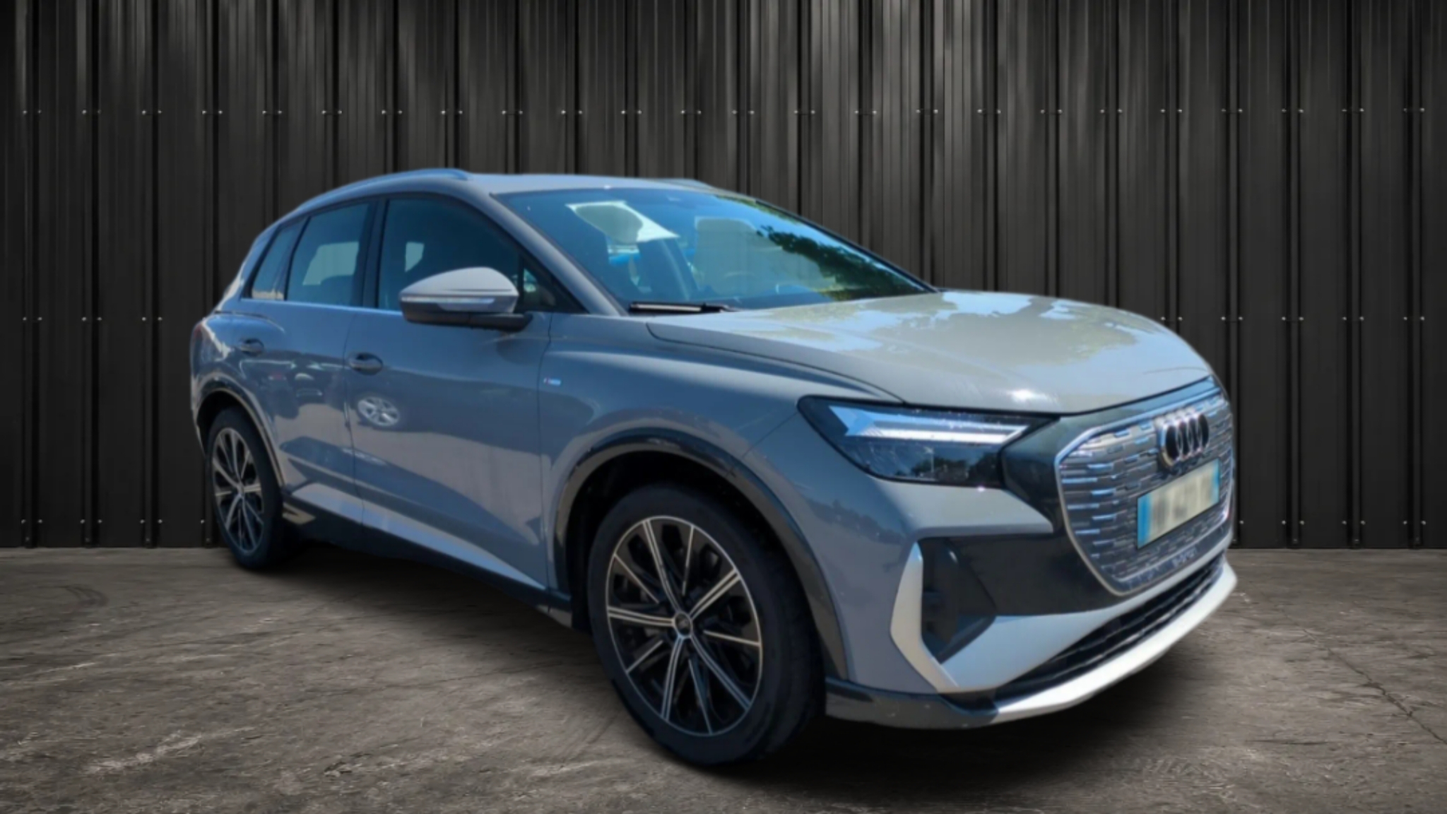 AUDI Q4 E-TRON  photo 3