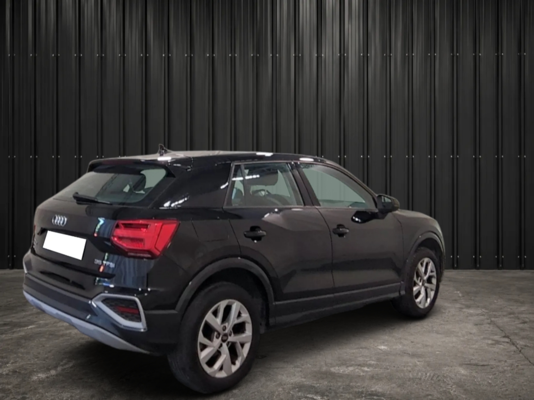 AUDI Q2 35 TFSI 150 S TRONIC 7 DESIGN photo 3