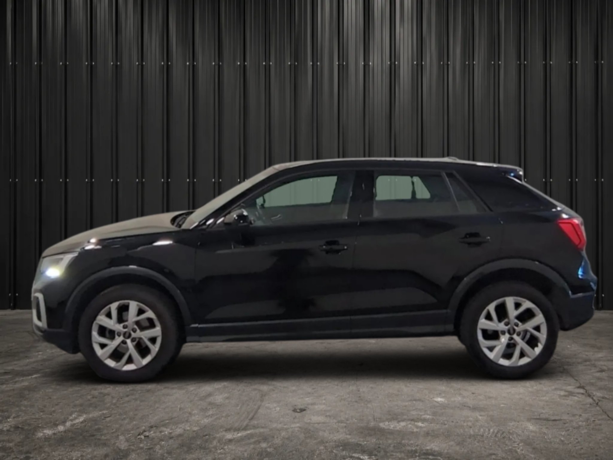 AUDI Q2 35 TFSI 150 S TRONIC 7 DESIGN photo 5