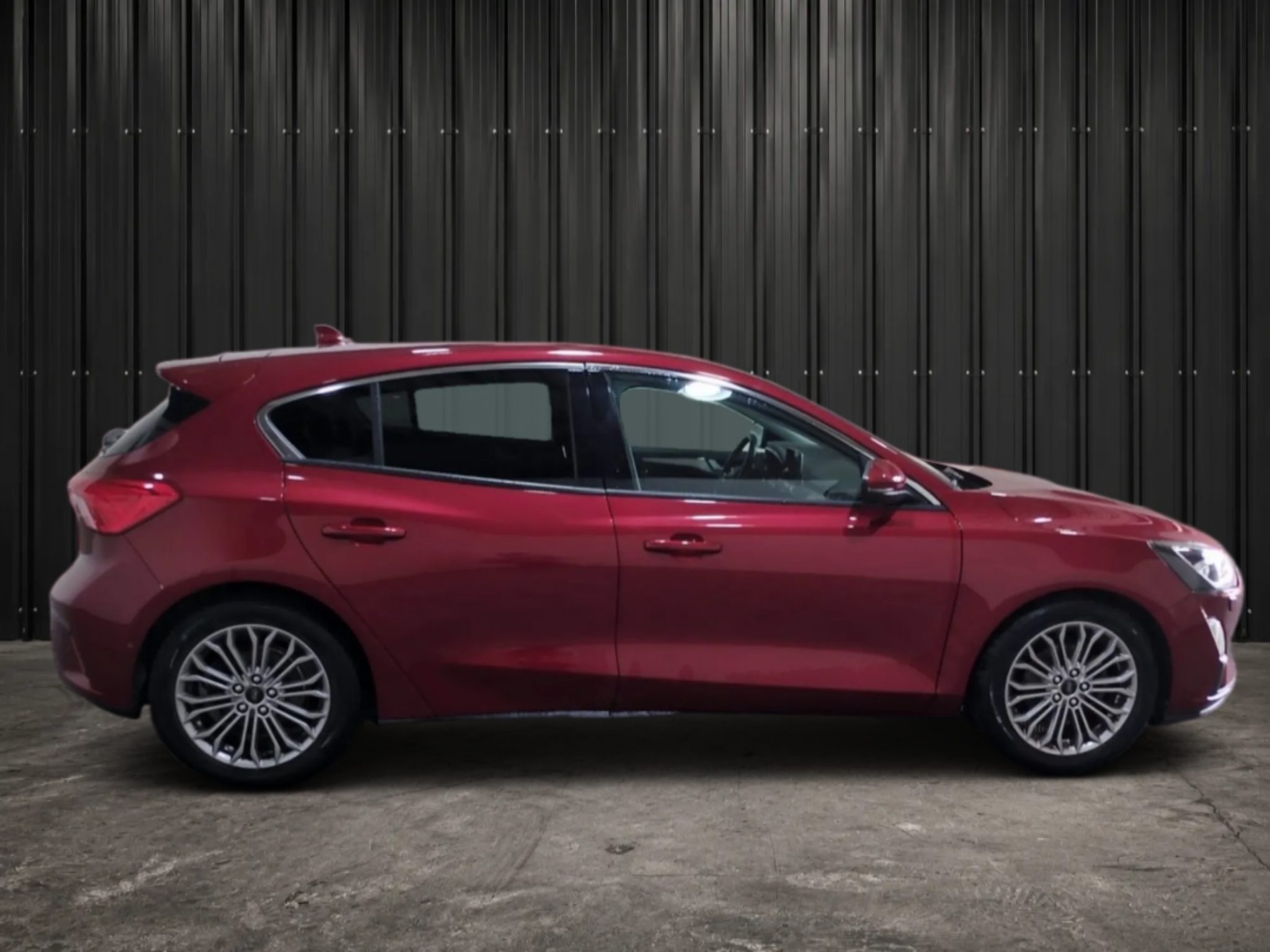 FORD FOCUS 1.0 ECOBOOST 125 S&S TITANIUM photo 3