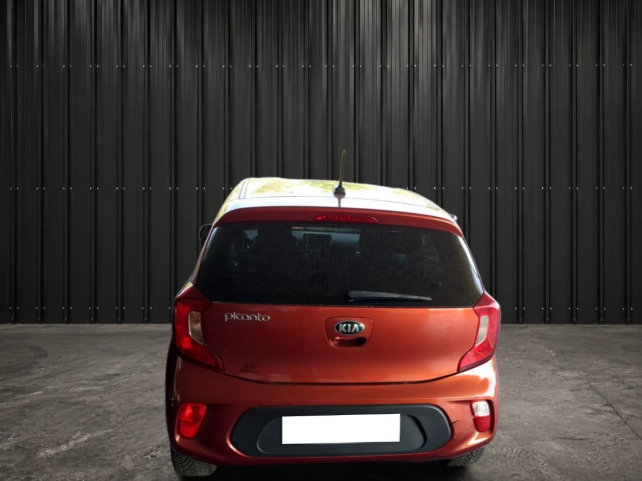 KIA   PICANTO 1.0L 67 CH BVM5 LAUNCH EDITION photo 4