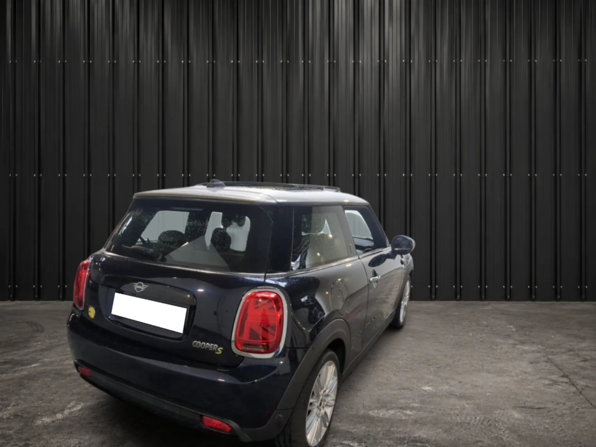 MINI HATCH 3 PORTES ELECTRIC F56 BEV LCI  HATCH 3 PORTES COOPER SE 184 CH FINITION MINI YOURS photo 3