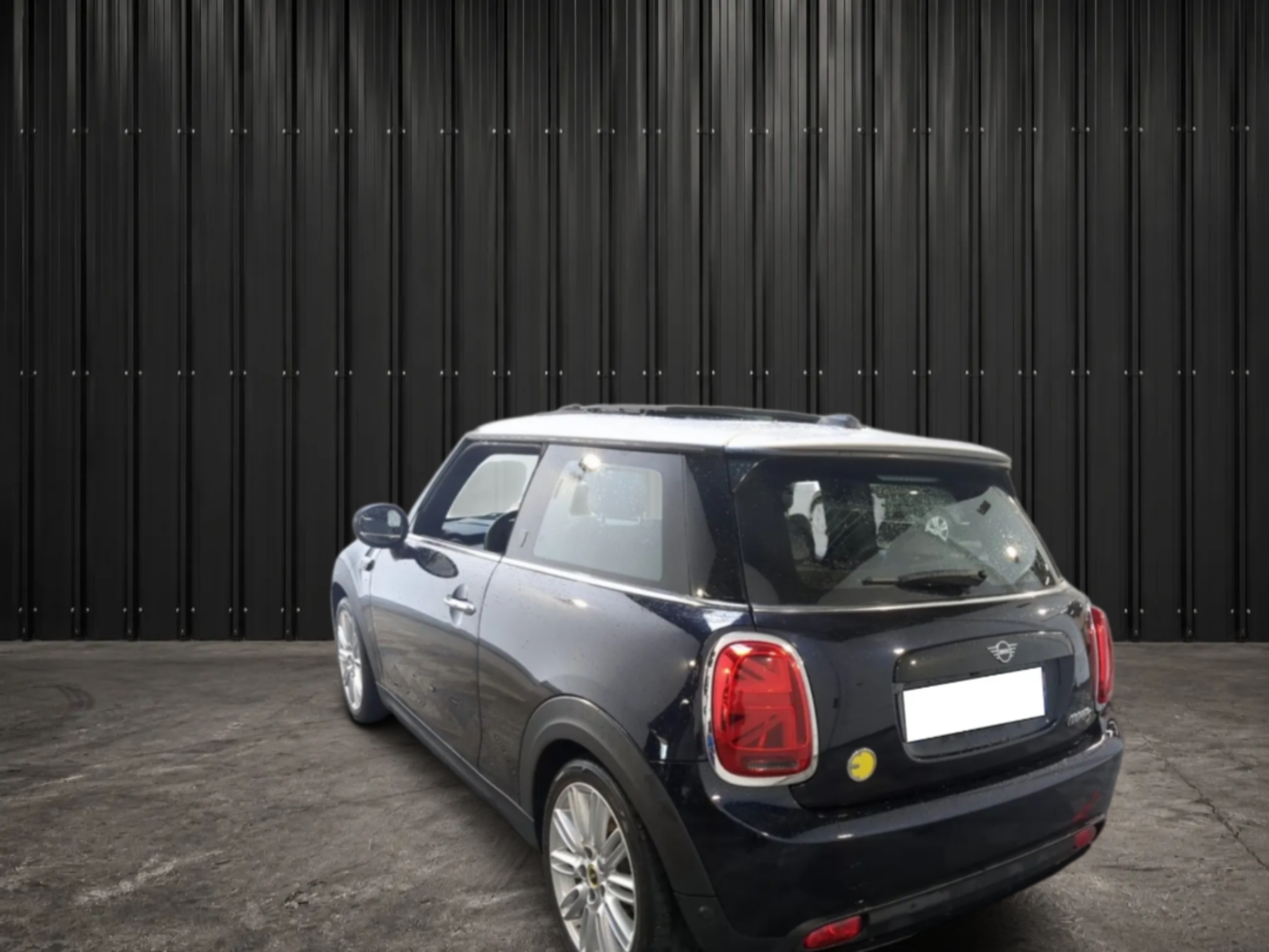 MINI HATCH 3 PORTES ELECTRIC F56 BEV LCI  HATCH 3 PORTES COOPER SE 184 CH FINITION MINI YOURS photo 4