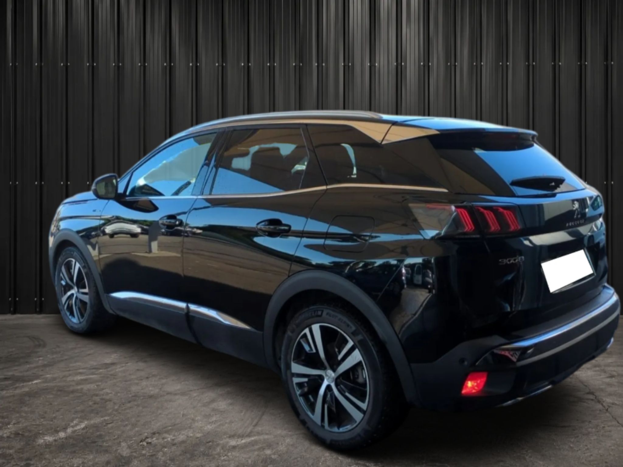 PEUGEOT 3008  3008 HYBRID 225 E-EAT8 GT photo 3