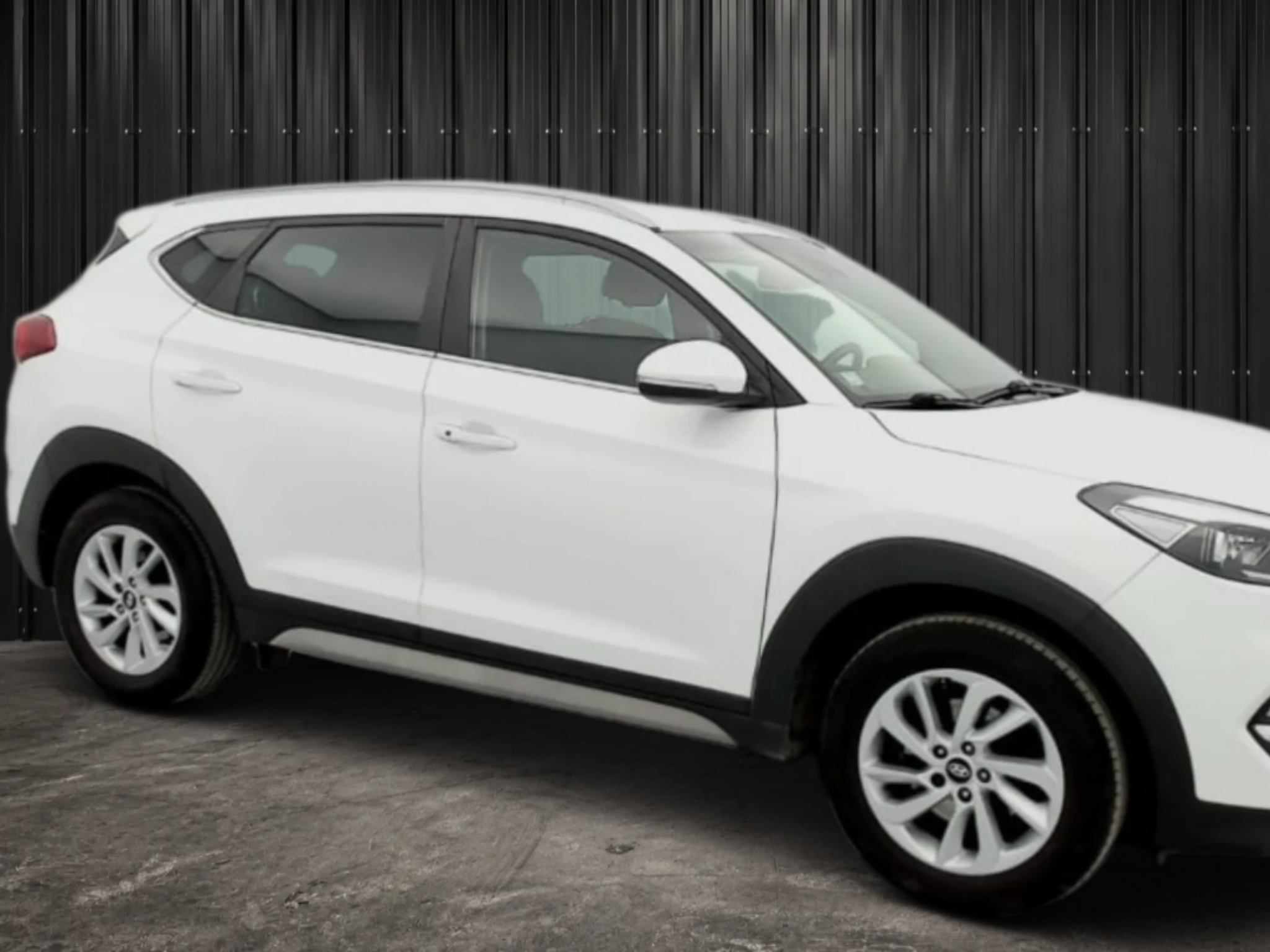 HYUNDAI TUCSON 1.7 CRDI 115 2WD CREATIVE photo 3