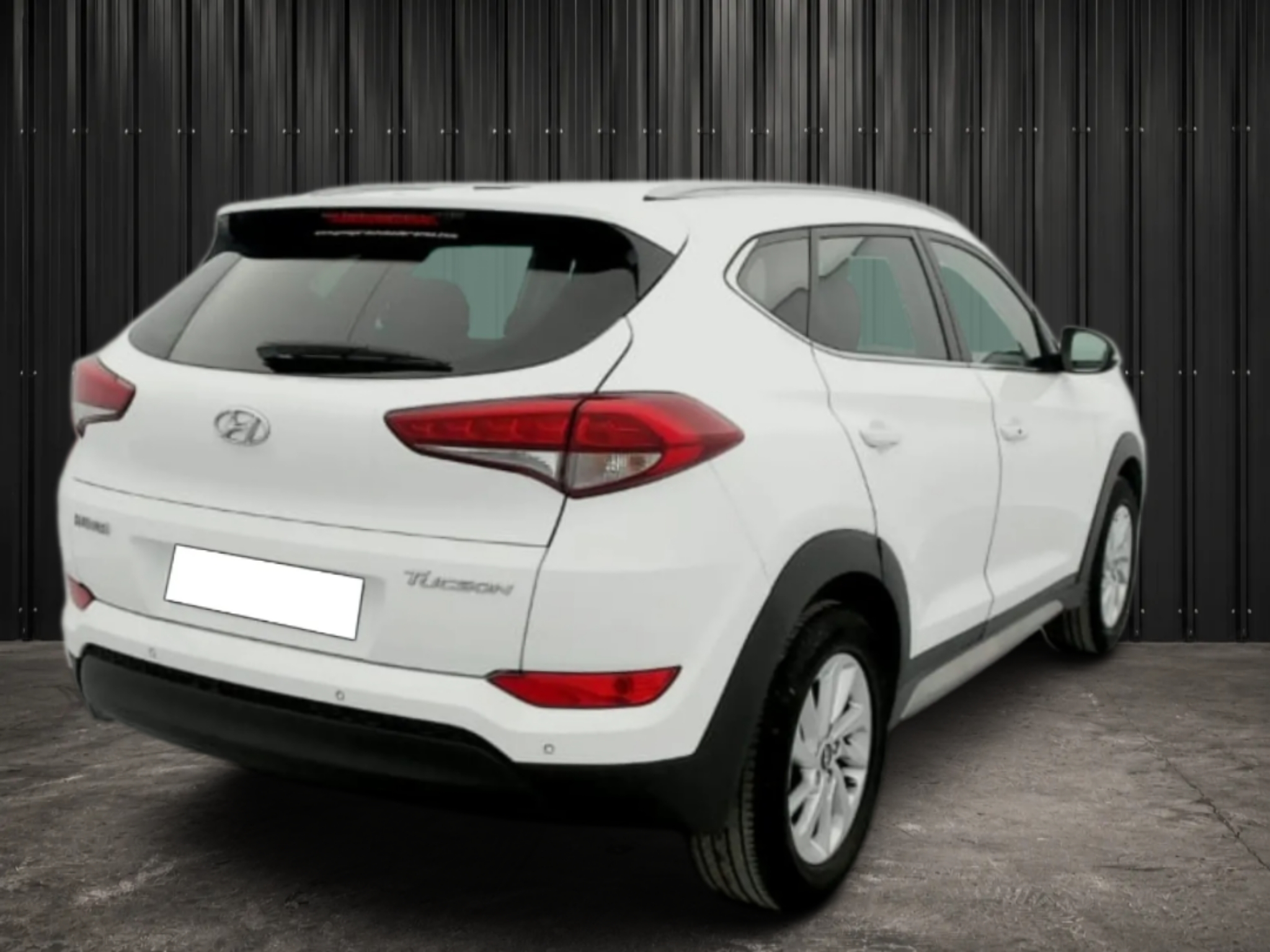 HYUNDAI TUCSON 1.7 CRDI 115 2WD CREATIVE photo 4