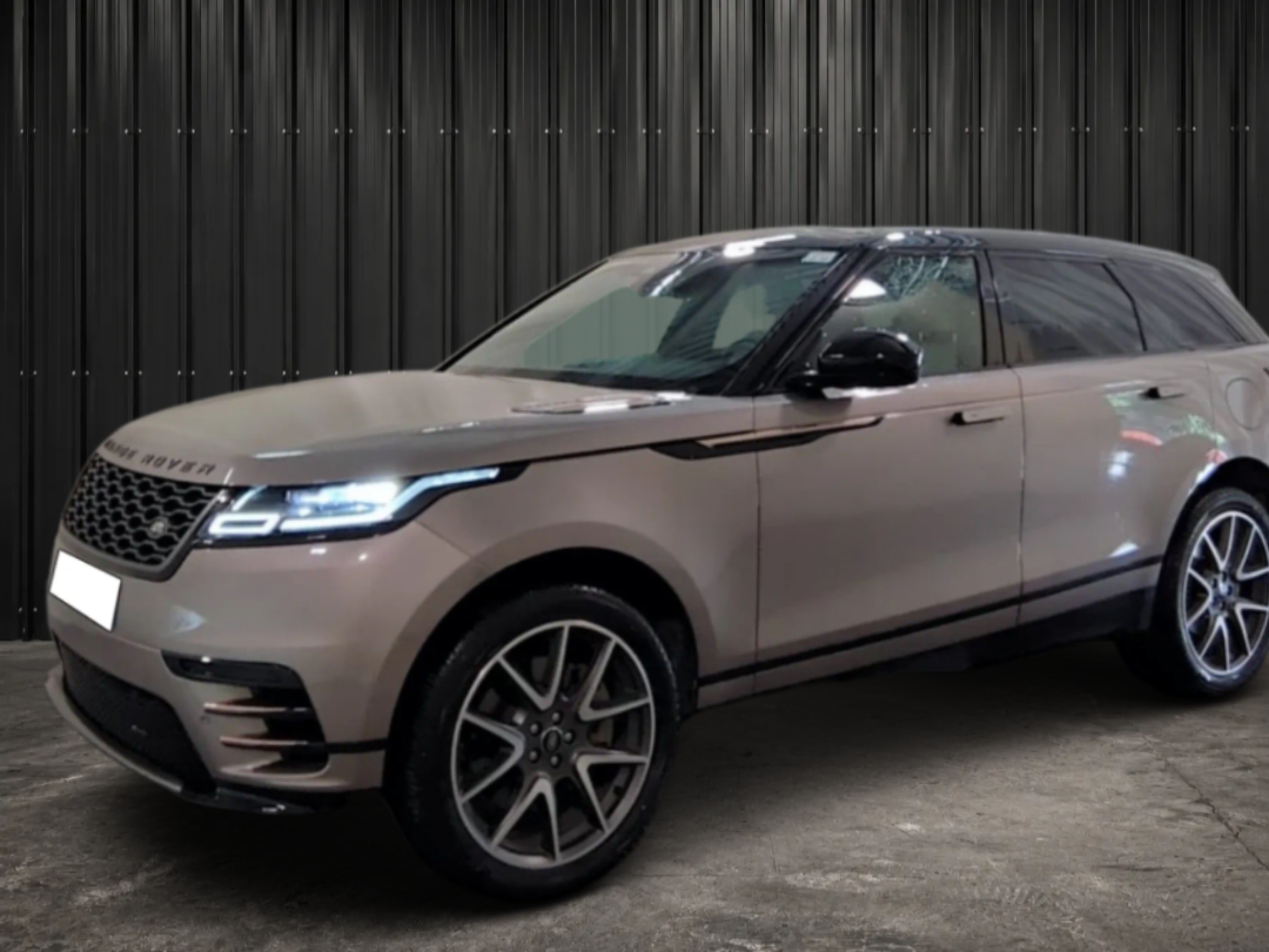 LAND ROVER RANGE ROVER VELAR   2.0L P400E PHEV 404CH SE R-DYNAMIC