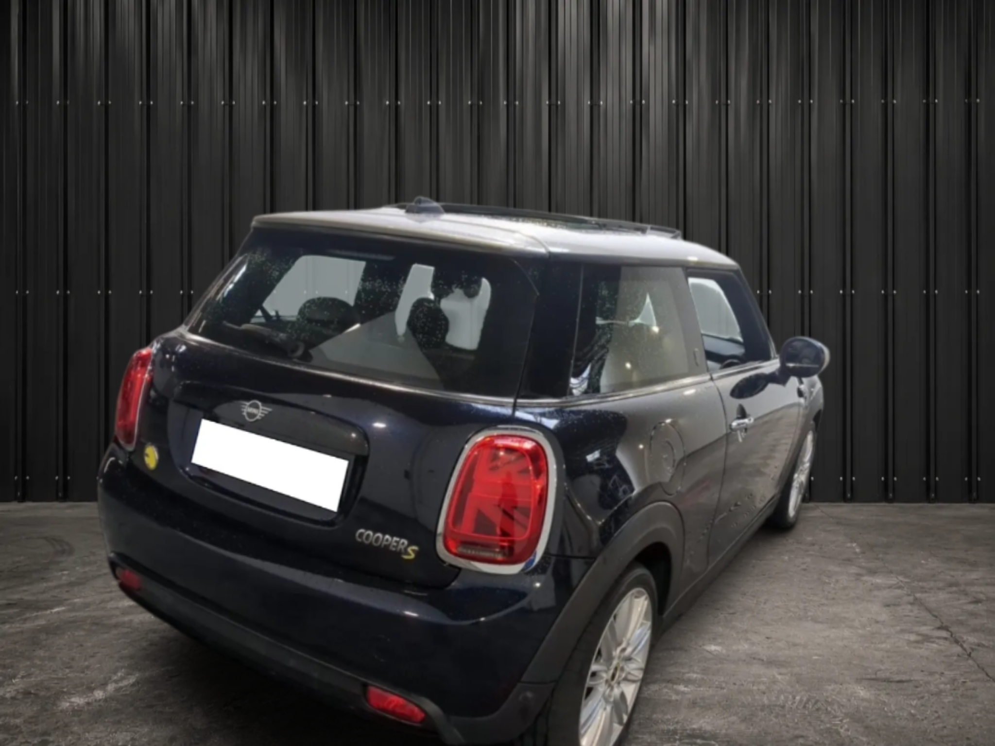 MINI HATCH 3 PORTES ELECTRIC F56 BEV LCI  HATCH 3 PORTES COOPER SE 184 CH FINITION MINI YOURS photo 4