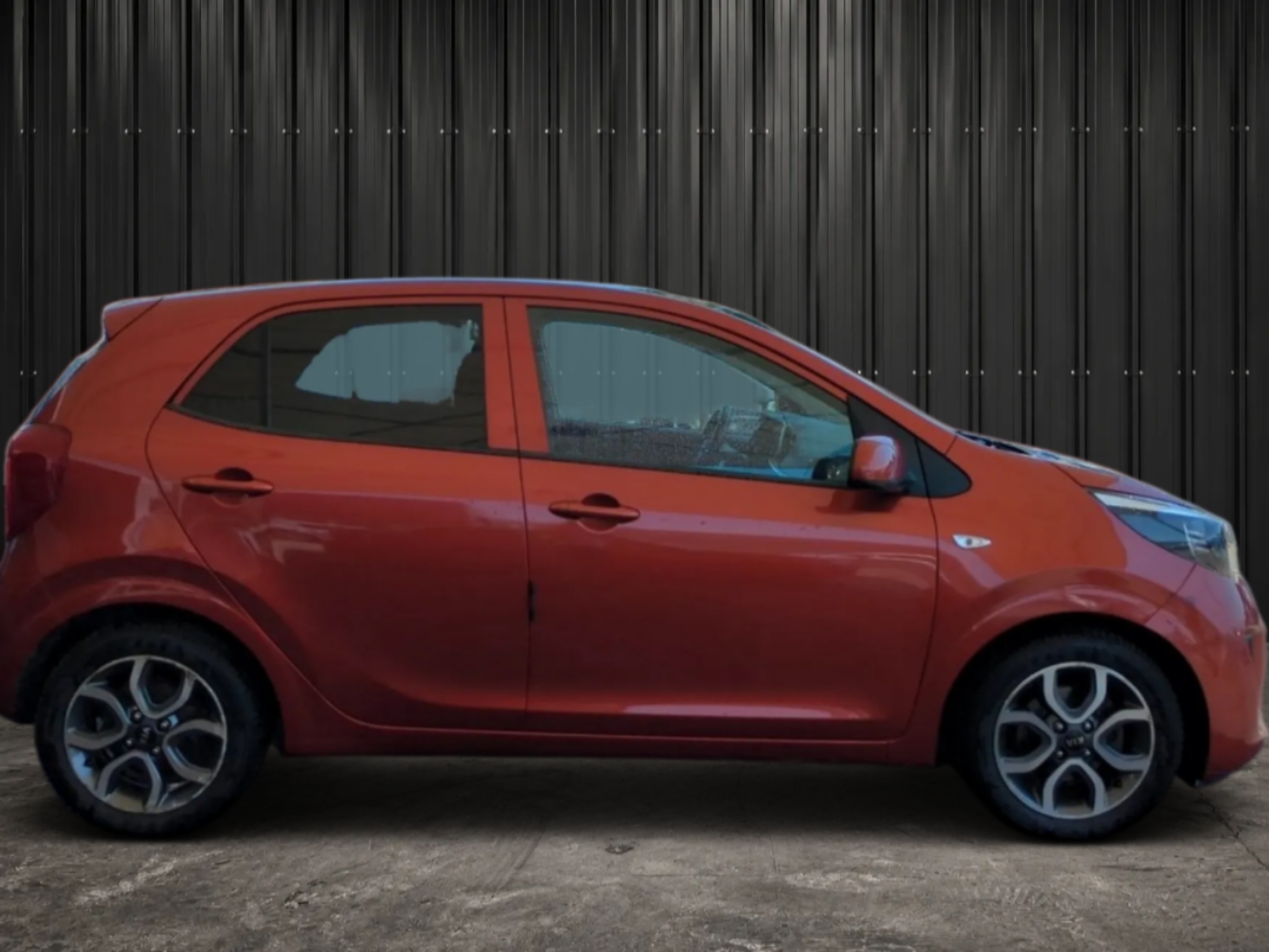 KIA   PICANTO 1.0L 67 CH BVM5 LAUNCH EDITION photo 2