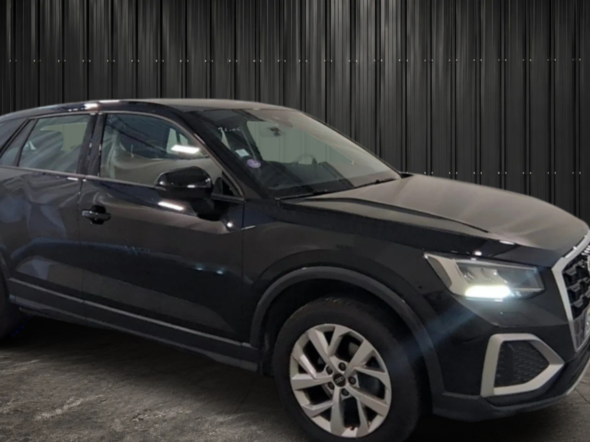 AUDI Q2 35 TFSI 150 S TRONIC 7 DESIGN photo 2