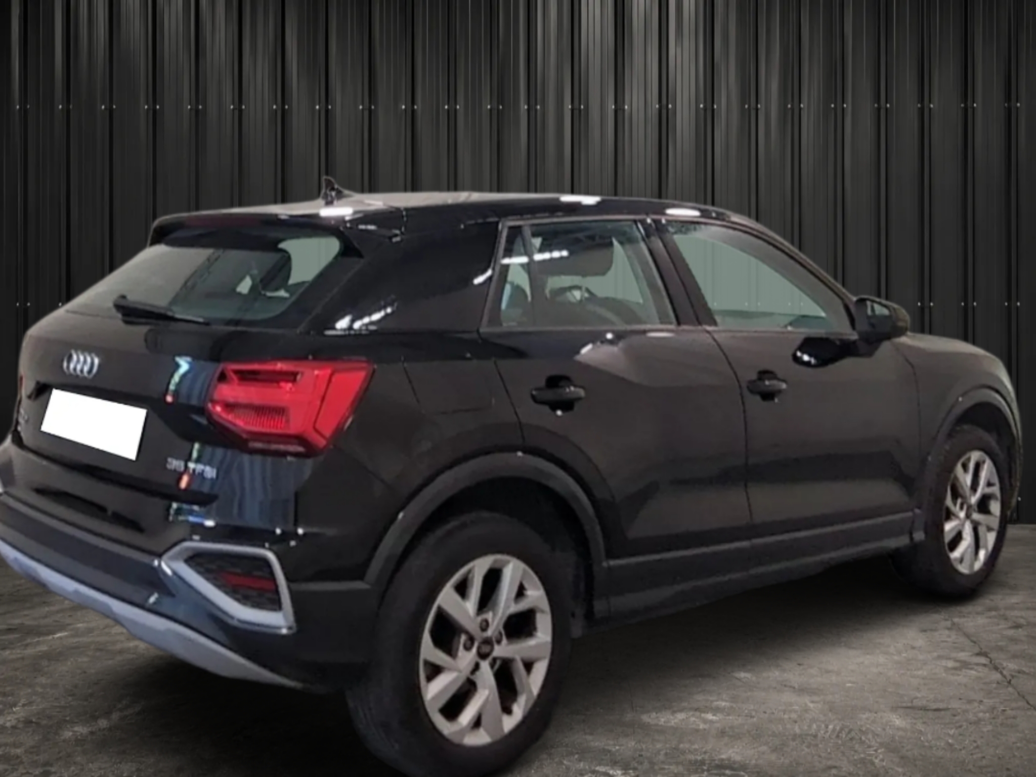AUDI Q2 35 TFSI 150 S TRONIC 7 DESIGN photo 3