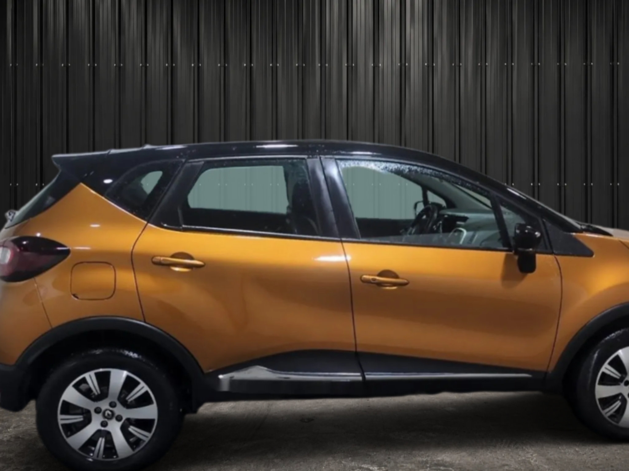RENAULT CAPTUR  CAPTUR TCE 130 FAP SL SUNSET photo 2