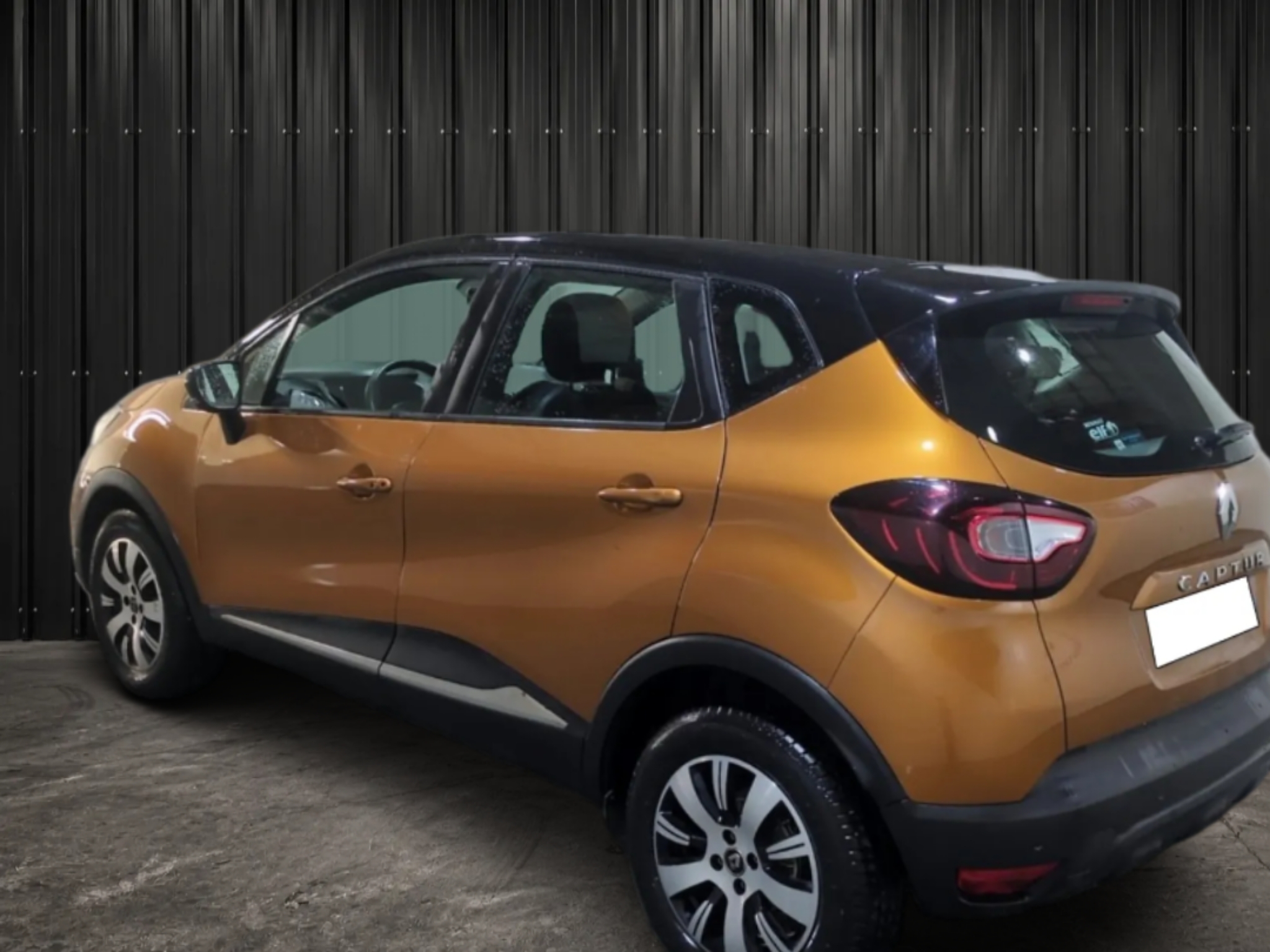 RENAULT CAPTUR  CAPTUR TCE 130 FAP SL SUNSET photo 4