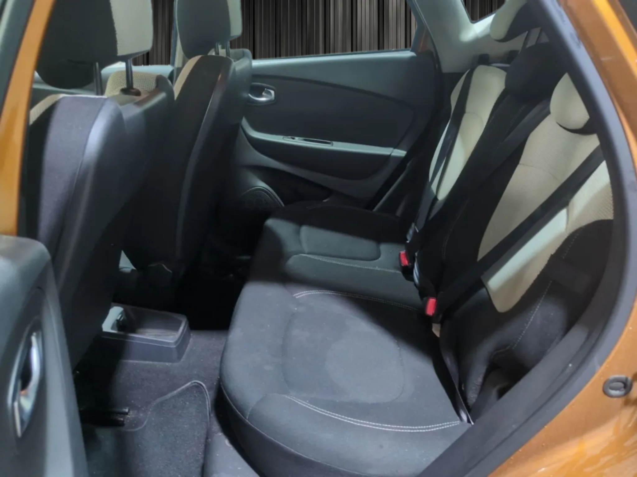 RENAULT CAPTUR  CAPTUR TCE 130 FAP SL SUNSET photo 7