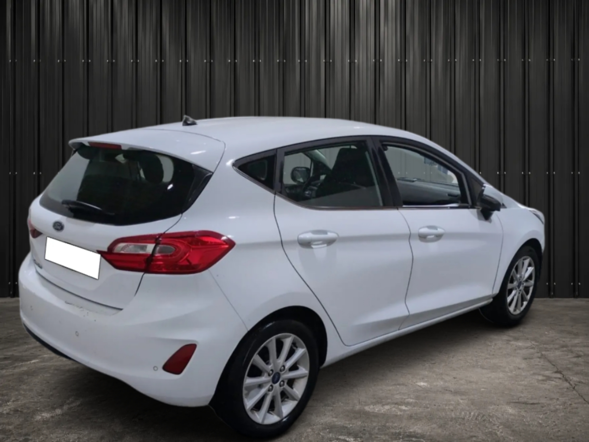 FORD  FIESTA 1.5 TDCI 85 CH S&S BVM6 TITANIUM photo 5