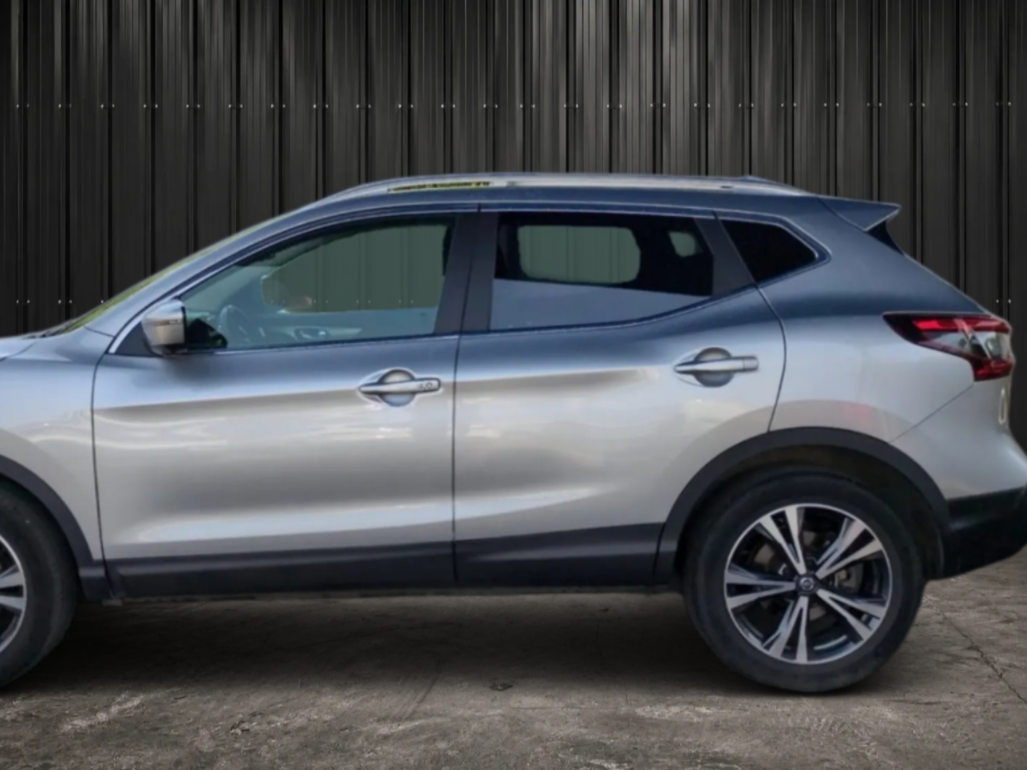 NISSAN  QASHQAI 1.6 DCI 130 XTRONIC N-CONNECTA photo 6