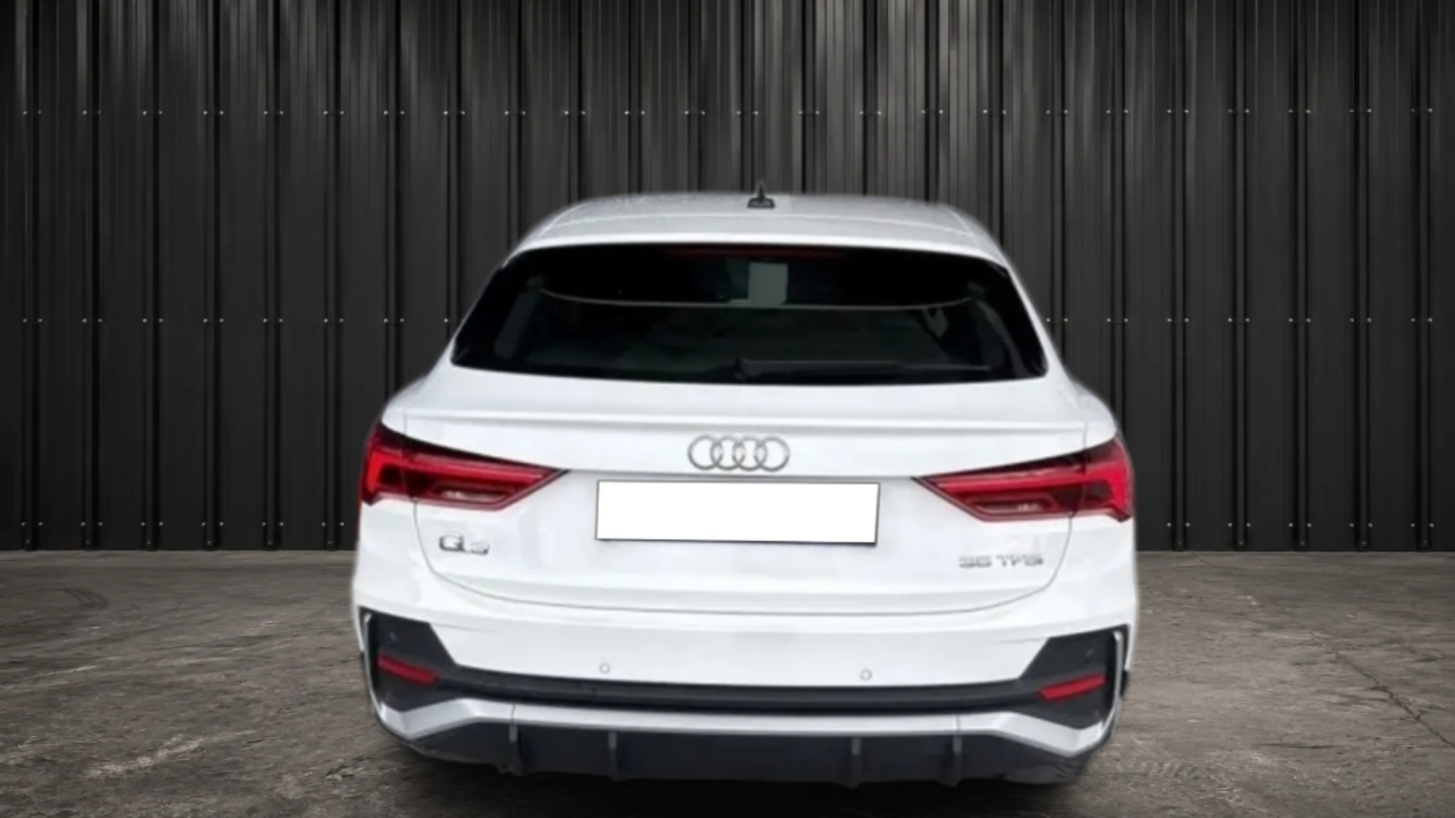 Audi Q3 SPORTBACK photo 2