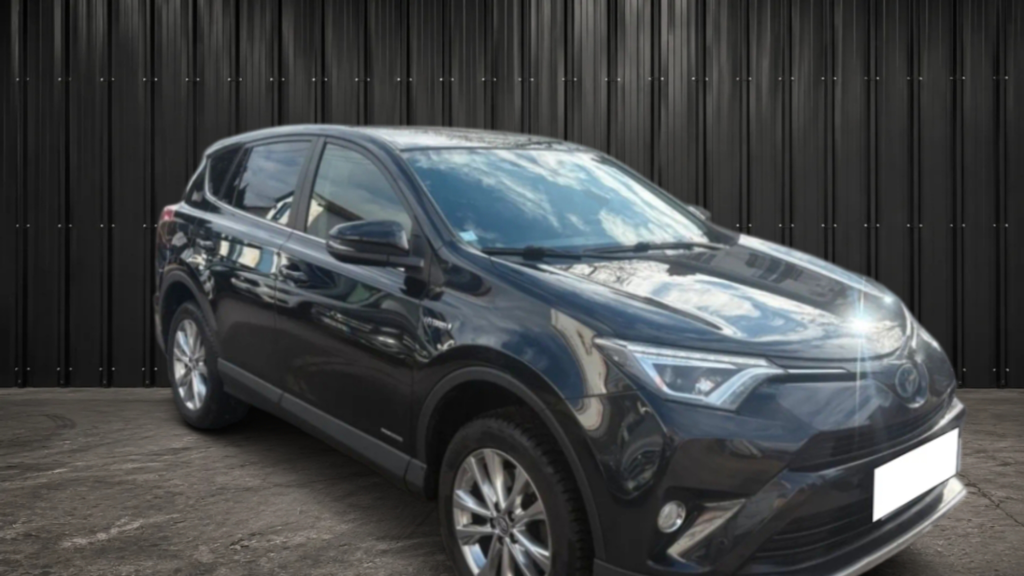 TOYOTA RAV4 photo 2