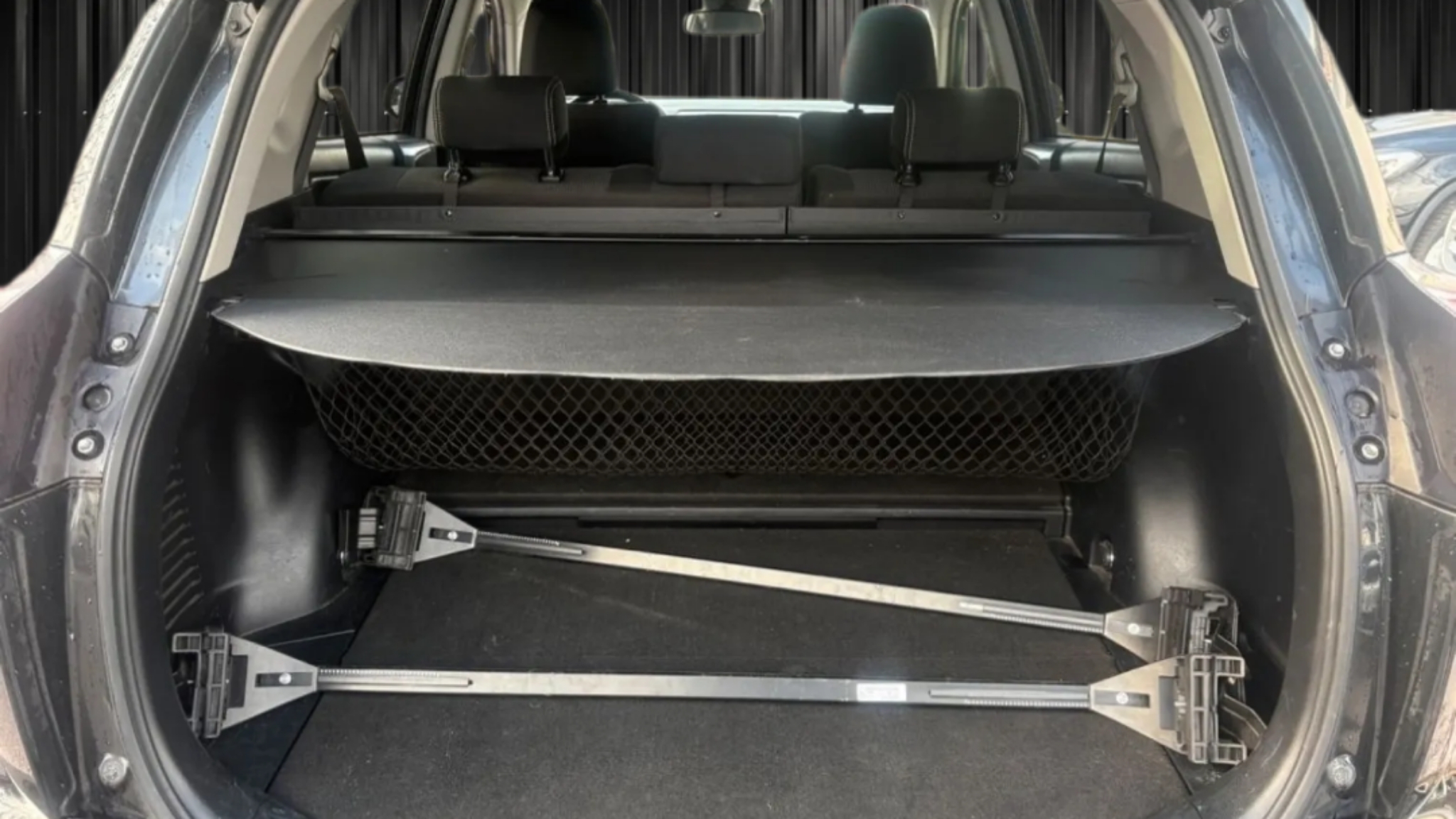 TOYOTA RAV4 photo 8